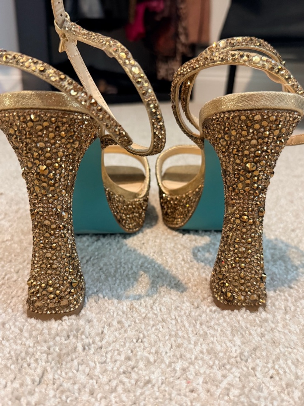 Betsey Johnson Gold Glitter Platform Slingback Heels - Picture 4 of 5